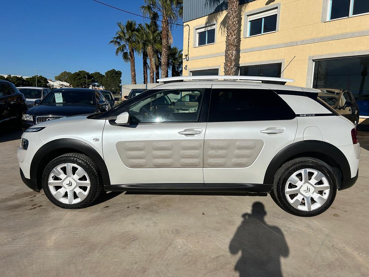 CITROEN C4 CACTUS ONE TONE 1.2 E-THP AUTO SPANISH LHD IN SPAIN 68000 MILES 2017